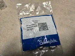 BAG OF 20 SWAGELOK SS-202-1 NUT 1/8