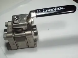 1 - SWAGELOK STAINLESS STEEL 60 SERIES BALL VALVE, 3/4