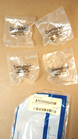 LOT OF 4 SWAGELOK SS-4-VCO-4 316 FEMALE NUT FOR 1/4