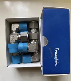 SS-810-2-8RT