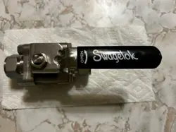 SWAGELOK SS-65TS16 BALL VALVE 1 TUBE 316SS