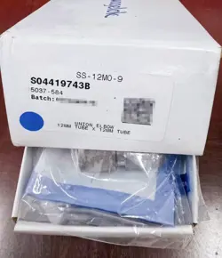 1PC SWAGELOK SS-12M0-9 CARD PIPE JOINT