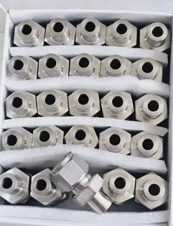 1PC SWAGELOK SS-12M0-1-4W CARD PIPE JOINT