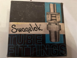 SWAGELOK SS-810-1-12 MALE CONNECTOR STAINLESS STEEL 1/2 TUBE X 3/4 MALE PIPE