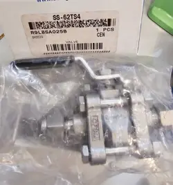 1PC SWAGELOK SS-62TS4 BALL VALVE