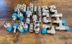 MISC. LOT SWAGELOK 316 SS FITTINGS LOT