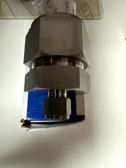 SS-2400-6-8 NEW