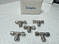 NEW SWAGELOK  1/4