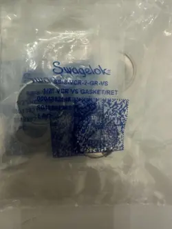 SS-8-VCR-2-GR-VS SWAGELOK