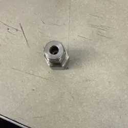 1 - SWAGELOK STAINLESS STEEL CONNECTOR, 1/4