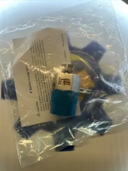 NEW SWAGELOK SS-BVM8 BLEED VALVE STAINLESS STEEL 1/2