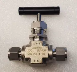 SWAGELOK SS-18RS8 SST INTEGRAL BONNET NEEDLE VALVE, 1.80 CV, 1/2 IN. TUBE