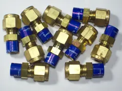 CONNECTORS 1/4