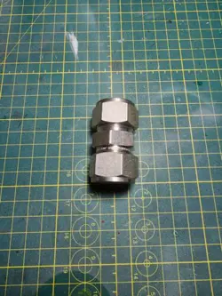 1- SWAGELOK STAINLESS STEEL UNION FITTING,  3/4