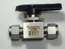 1 - SWAGELOK STAINLESS STEEL 40G SERIES BALL VALVE, 3/8