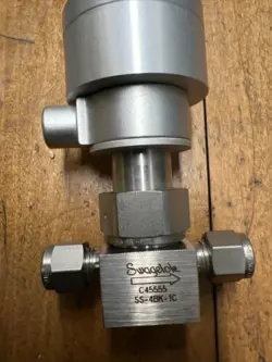 SWAGELOK NUPRO, BELLOWS VALVE, SS-4BK-1C 