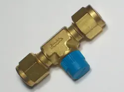 1 - SWAGELOK BRASS BRANCH TEE, 1/4