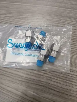 10 NEW SWAGELOK SS-600-1-2 MALE CONNECTOR 3/8