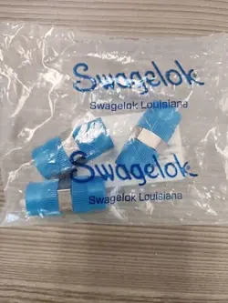 NEW SWAGELOK SS-8-HN STAINLESS HEX NIPPLE 1/2IN NPT