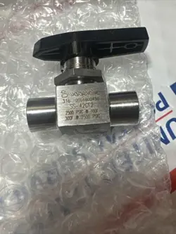 NEW SWAGELOK SS-42GF2 1/8