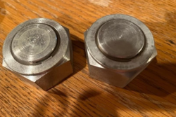 SWAGELOK S-2000-P STEEL PLUG 1 1/4 TUBE PORT 2PCS
