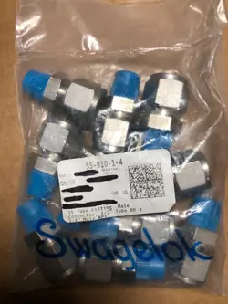 SWAGELOK SS-810-1-4, MALE CONNECTOR, 1/2