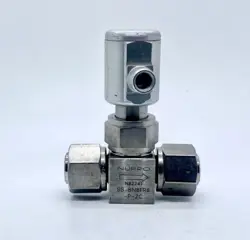 SWAGELOK STAINLESS STEEL BELLOWS SEALED VALVE SS-BN8FR8-P-2C #