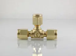 SWAGELOK B-200-3 COMPRESSION TYPE TUBE FITTING UNION TEE 1/8 IN TUBE OD BRASS
