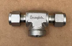 SWAGELOK  3/8