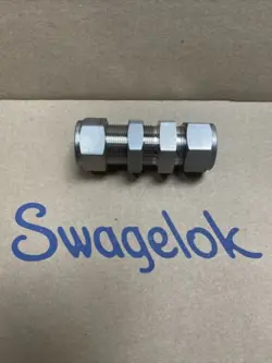 SWAGELOK SS-1210-61 3/4