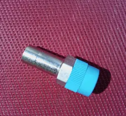 810 IN INCH MNPT PORT CONNECTOR END PC