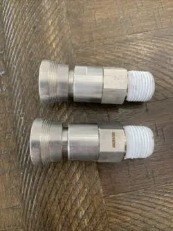 QTY 2 - SWAGELOK STAINLESS STEEL QUICK CONNECT FITTING SS-QC8-B-8PM 1/2 IN.