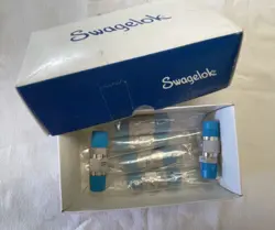 (1) SWAGELOK SS-CHM4-5 6000 PSI STAINLESS POPPET CHECK VALVE 1/4 MNPT NEW NIB