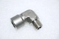 SWAGELOK SS-6-SE STAINLESS PIPE FITTING STREET ELBOW ADAPTER 3/8 IN. NPT