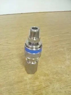 SWAGELOK 316 QC6 KEY 5 QUICK CONNECT FITTING