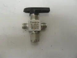 SWAGELOK SS-42GXS4 3 WAY BALL VALVE 1/4 IN TUBE FITTING