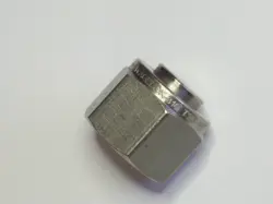 TUBE PLUG FITTING