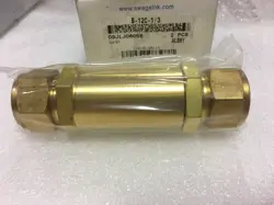 NEW SWAGELOK B-12C-1/3 BRASS POPPET CHECK VALVE FIXED PRESSURE 3/4 IN 1/3 PSIG