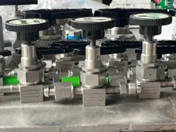 NUPRO SWAGELOK 1-SS-4BK-TW  1/4