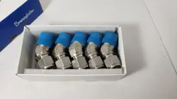 SS-810-5-8 BOX