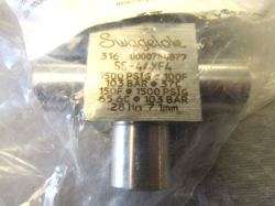 SWAGELOK SS 44XF4 STAINLESS STEEL 1-PIECE 40 SERIES 3-WAY BALL VALVE, 1.7 CV