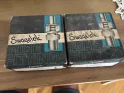 SWAGELOK TUBE FITTINGS S-810-3 UNION TEE 1/2 20 COUNT 2 BOXES STAINLESS STEEL