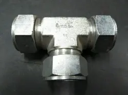 SWAGELOK S-1610-3 HYDRAULIC TEE COMPRESSION UNION 1
