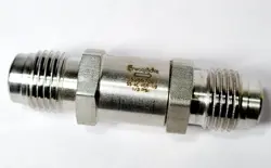 SWAGELOK 556557001 SS-4C-VCR-1/3  1/3 PSI