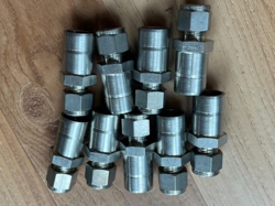 SWAGELOK SS-600-R-12