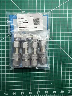 SWAGELOK STAINLESS STEEL BULKHEAD UNION 1/2 IN. TUBE OD (SS-810-61) - PACK OF 5