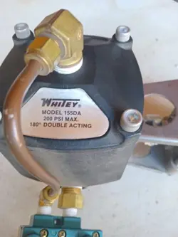 3-WAY AIR-ACTUATED SS
