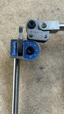 BEND RADIUS.