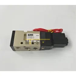 1PCS NEW  PARKER PHS520S-8 SOLENOID VALVE  24V