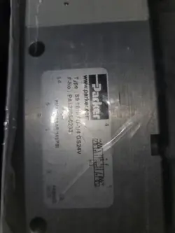 PA12705-0233